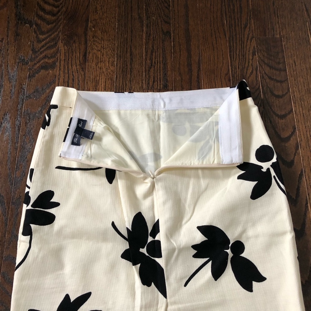 J. Crew Women’s 0 Black/Ivory The Pencil Skirt Knee-Length Cotton Floral Skirt - Picture 9 of 11